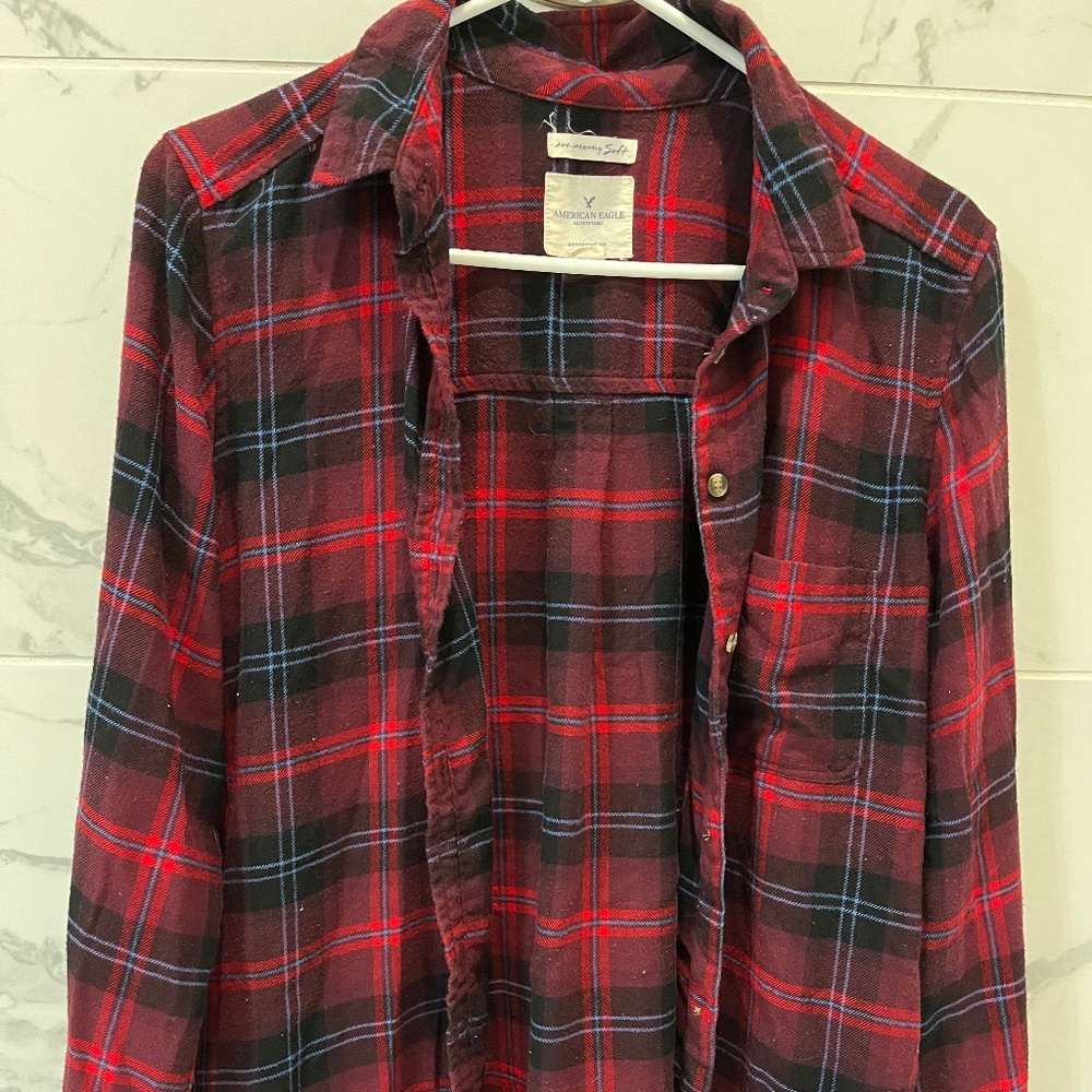 AE Plaid Button Up T Shirt